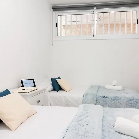 Homeforguest Modern And Recently Renovated In Arona * 아로나