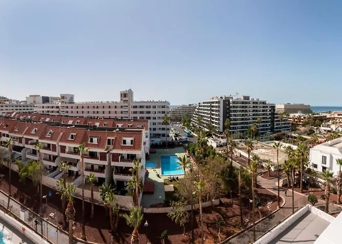 Homeforguest Modern And Recently Renovated In Arona Apartman Arona